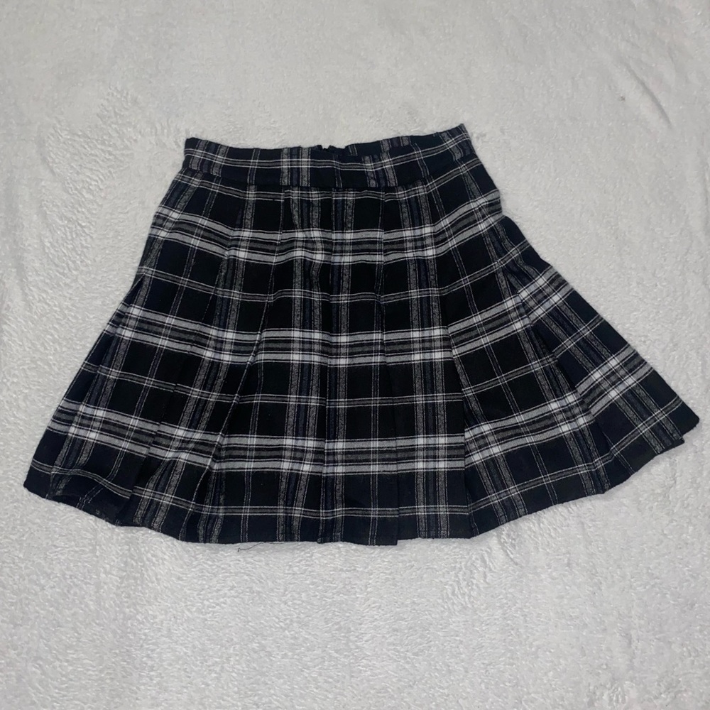 Black Pleated Flannel Skirt
